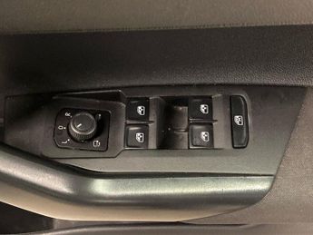 VOLKSWAGEN POLO 1.0 Tsi Life Hatchback 5Dr Petrol Dsg Euro 6 (S/S) (95 Ps)