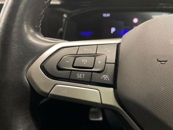 VOLKSWAGEN POLO 1.0 Tsi Life Hatchback 5Dr Petrol Dsg Euro 6 (S/S) (95 Ps)