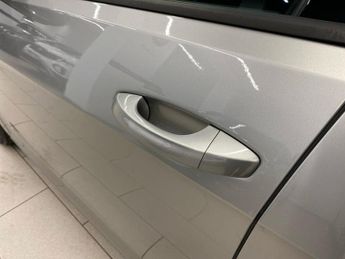 VOLKSWAGEN GOLF 1.5 Tsi Evo Se Nav Hatchback 5Dr Petrol Dsg Euro 6 (S/S) (130 Ps