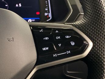 VOLKSWAGEN TIGUAN 1.5 Tsi R-Line Edition Suv 5Dr Petrol Dsg Euro 6 (S/S) (150 Ps)