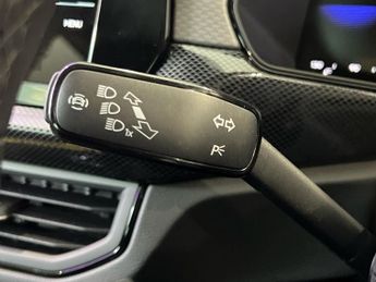 VOLKSWAGEN T-CROSS 1.0 Tsi Life Suv 5Dr Petrol Dsg Euro 6 (S/S) (115 Ps)