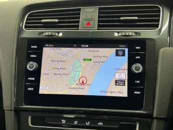 VOLKSWAGEN GOLF 35.8Kwh E-Golf Hatchback 5Dr Electric Auto (136 Ps)