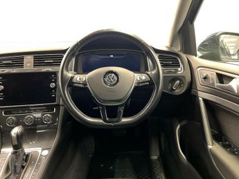 VOLKSWAGEN GOLF 35.8Kwh E-Golf Hatchback 5Dr Electric Auto (136 Ps)