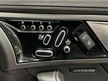 JAGUAR F-TYPE 5.0 V8 R Coupe 2Dr Petrol Auto Euro 6 (S/S) (550 Ps)