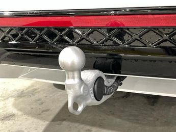 VOLKSWAGEN Passat 1.5 Tsi Ehybrid R-Line 5Dr Dsg