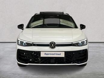 VOLKSWAGEN Passat 1.5 Tsi Ehybrid R-Line 5Dr Dsg