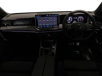 VOLKSWAGEN Passat 1.5 Tsi Ehybrid R-Line 5Dr Dsg