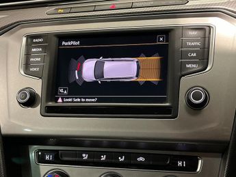 VOLKSWAGEN PASSAT ALLTRACK 2.0 Tdi Bluemotion Tech Alltrack Estate 5Dr Diesel Dsg 4Motion E
