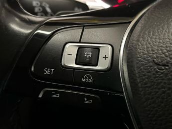 VOLKSWAGEN PASSAT ALLTRACK 2.0 Tdi Bluemotion Tech Alltrack Estate 5Dr Diesel Dsg 4Motion E