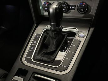 VOLKSWAGEN PASSAT ALLTRACK 2.0 Tdi Bluemotion Tech Alltrack Estate 5Dr Diesel Dsg 4Motion E