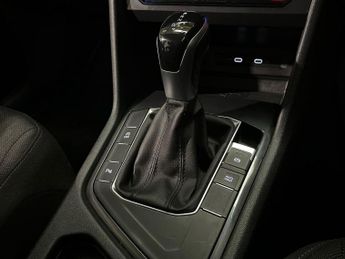 VOLKSWAGEN TIGUAN ALLSPACE 1.5 Tsi Life Suv 5Dr Petrol Dsg Euro 6 (S/S) (150 Ps)