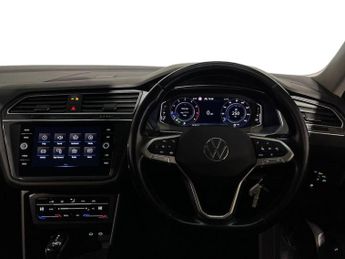 VOLKSWAGEN TIGUAN ALLSPACE 1.5 Tsi Life Suv 5Dr Petrol Dsg Euro 6 (S/S) (150 Ps)