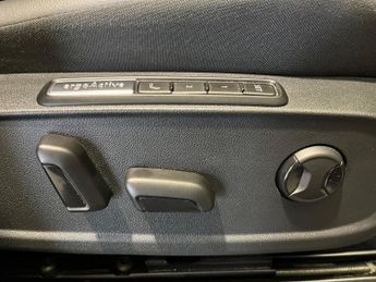 VOLKSWAGEN ID.4 Pro Performance 77Kwh Style Edition Suv 5Dr Electric Auto (204 P