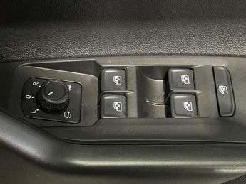 VOLKSWAGEN POLO 1.0 Tsi Life Hatchback 5Dr Petrol Dsg Euro 6 (S/S) (95 Ps)