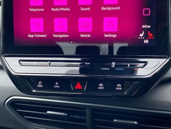 VOLKSWAGEN ID.3 Pro 58Kwh Life Hatchback 5Dr Electric Auto (145 Ps)