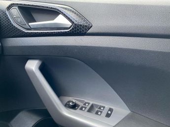 VOLKSWAGEN T-CROSS 1.0 Tsi Sel Suv 5Dr Petrol Dsg Euro 6 (S/S) (115 Ps)