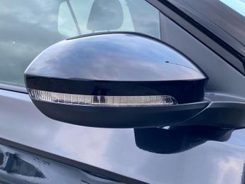 VOLKSWAGEN T-CROSS 1.5 Tsi Black Edition Suv 5Dr Petrol Dsg Euro 6 (S/S) (150 Ps)