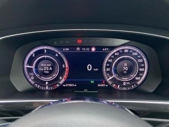 VOLKSWAGEN TIGUAN 2.0 Tdi R-Line Suv 5Dr Diesel Dsg Euro 6 (S/S) (150 Ps)