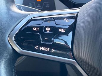 VOLKSWAGEN ID.3 Pro S 77Kwh Tour Hatchback 5Dr Electric Auto (204 Ps)