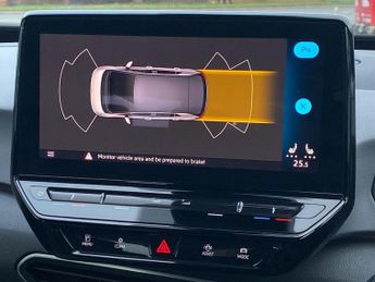 VOLKSWAGEN ID.3 Pro 58Kwh Life Hatchback 5Dr Electric Auto (145 Ps)