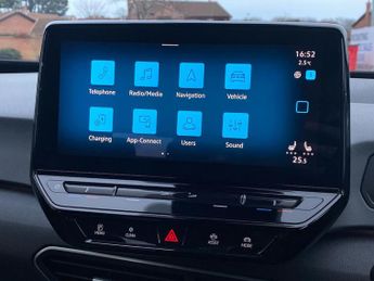 VOLKSWAGEN ID.3 Pro 58Kwh Life Hatchback 5Dr Electric Auto (145 Ps)