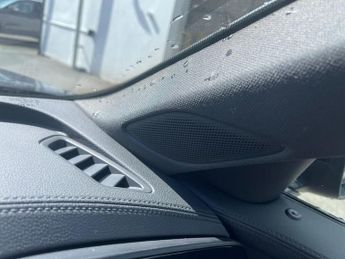 VOLKSWAGEN PASSAT 1.5 Tsi Ehybrid 272 R-Line 5Dr Dsg