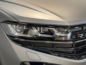 VOLKSWAGEN TOUAREG 3.0 V6 Tsi Ehybrid 4Motion R 5Dr Tip Auto