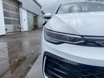 VOLKSWAGEN GOLF 2.0 Tdi R-Line Hatchback 5Dr Diesel Dsg Euro 6 (S/S) (150 Ps)