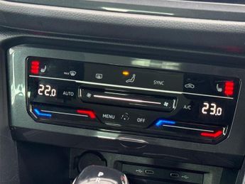 VOLKSWAGEN TIGUAN 1.5 Tsi Active Suv 5Dr Petrol Dsg Euro 6 (S/S) (150 Ps)