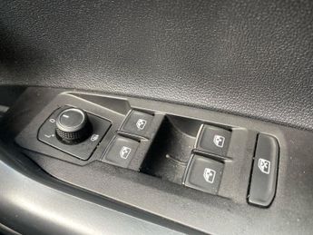 VOLKSWAGEN POLO 1.0 Tsi 95 United 5Dr Dsg
