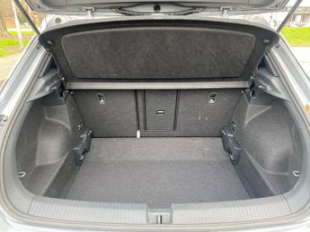 VOLKSWAGEN T-ROC 1.5 Tsi R-Line Suv 5Dr Petrol Dsg Euro 6 (S/S) (150 Ps)