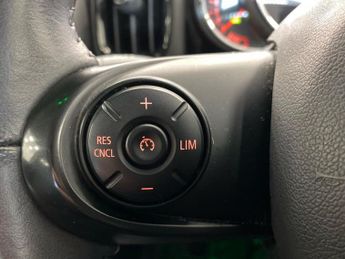 MINI COUNTRYMAN 1.5 Cooper Suv 5Dr Petrol Auto 6Spd All4 Euro 6 (S/S) (136 Ps)