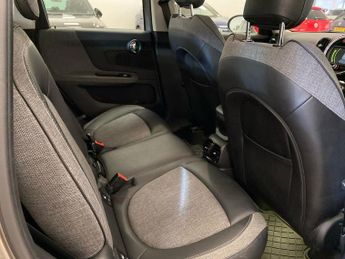 MINI COUNTRYMAN 1.5 Cooper Suv 5Dr Petrol Auto 6Spd All4 Euro 6 (S/S) (136 Ps)