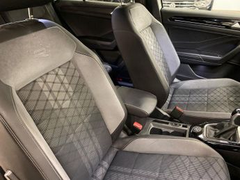VOLKSWAGEN T-ROC 2.0 Tsi R-Line Suv 5Dr Petrol Dsg 4Motion Euro 6 (S/S) (190 Ps)