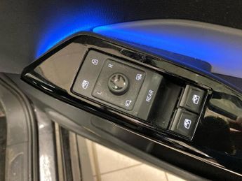 VOLKSWAGEN ID.3 Pro S 77Kwh Tour Hatchback 5Dr Electric Auto (204 Ps)