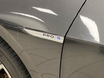 VOLKSWAGEN ID.3 Pro S 77Kwh Tour Hatchback 5Dr Electric Auto (204 Ps)