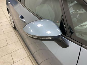 VOLKSWAGEN ID.3 Pro Performance 58Kwh Family Hatchback 5Dr Electric Auto (204 Ps