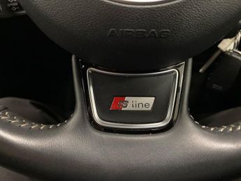 AUDI Q3 1.4 Tfsi Cod S Line Edition Suv 5Dr Petrol S Tronic Euro 6 (S/S)