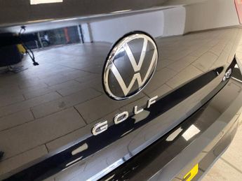 VOLKSWAGEN GOLF 1.5 Etsi Mhev Life Hatchback 5Dr Petrol Hybrid Dsg Euro 6 (S/S) 