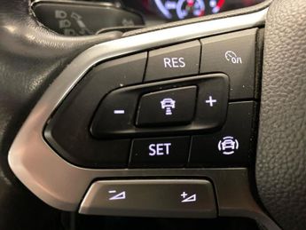 VOLKSWAGEN T-CROSS 1.0 Tsi Se Suv 5Dr Petrol Dsg Euro 6 (S/S) (115 Ps)