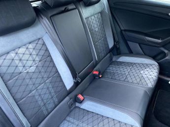 VOLKSWAGEN T-ROC 1.5 Tsi R-Line Suv 5Dr Petrol Dsg Euro 6 (S/S) (150 Ps)
