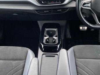 VOLKSWAGEN ID.4 Pure 52Kwh Life Suv 5Dr Electric Auto (148 Ps)
