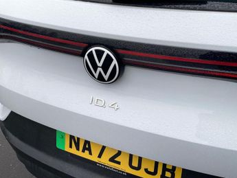 VOLKSWAGEN ID.4 Pure 52Kwh Life Suv 5Dr Electric Auto (148 Ps)