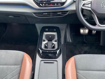 VOLKSWAGEN ID.4 Pure 52Kwh Life Suv 5Dr Electric Auto (148 Ps)