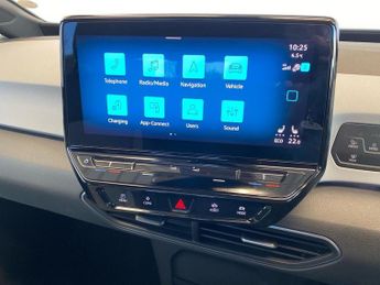 VOLKSWAGEN ID.3 Pro Performance 58Kwh Family Hatchback 5Dr Electric Auto (204 Ps