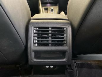 VOLKSWAGEN GOLF 2.0 Tdi R-Line Hatchback 5Dr Diesel Dsg Euro 6 (S/S) (150 Ps)