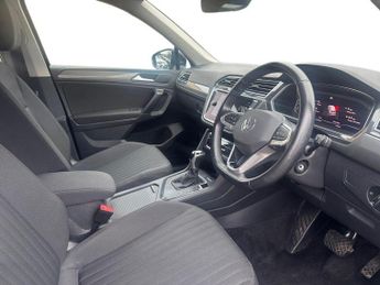 VOLKSWAGEN TIGUAN ALLSPACE 1.5 Tsi Life Suv 5Dr Petrol Dsg Euro 6 (S/S) (150 Ps)