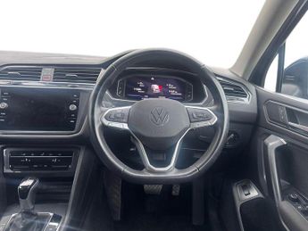 VOLKSWAGEN TIGUAN ALLSPACE 1.5 Tsi Life Suv 5Dr Petrol Dsg Euro 6 (S/S) (150 Ps)