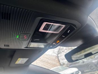 VOLKSWAGEN GOLF 1.5 Etsi Mhev R-Line Hatchback 5Dr Petrol Hybrid Dsg Euro 6 (S/S