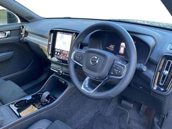 VOLVO EX40 Ex40 185Kw Extended Range Plus 82Kwh 5Dr Auto Estate